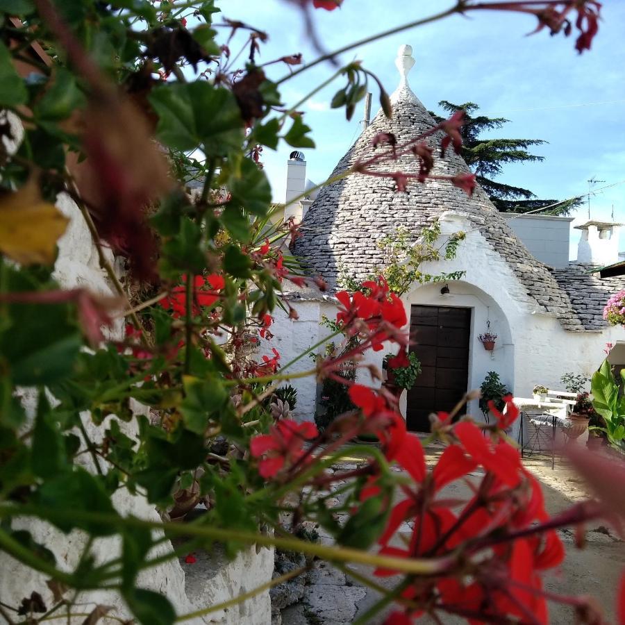 Trulli La Casa Di Rosa Bed & Breakfast Alberobello Exterior photo