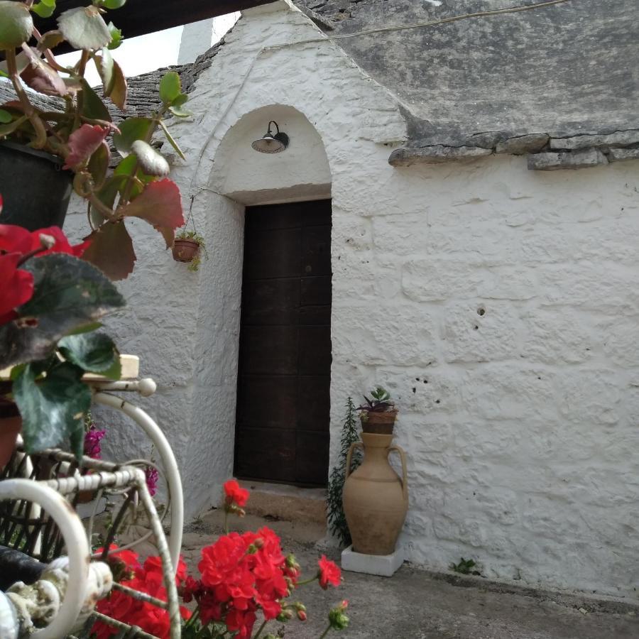 Trulli La Casa Di Rosa Bed & Breakfast Alberobello Exterior photo