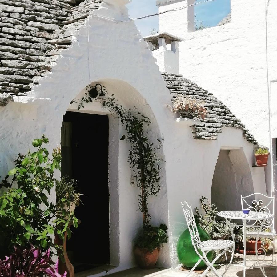 Trulli La Casa Di Rosa Bed & Breakfast Alberobello Exterior photo