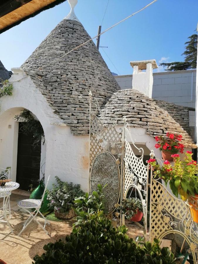 Trulli La Casa Di Rosa Bed & Breakfast Alberobello Exterior photo