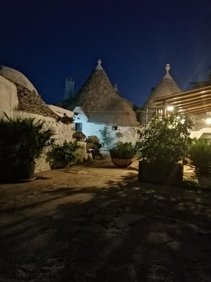 Trulli La Casa Di Rosa Bed & Breakfast Alberobello Exterior photo